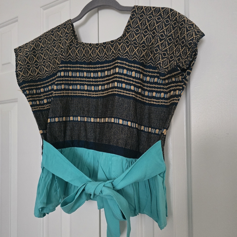 Patterned Black and Teal Women's Top